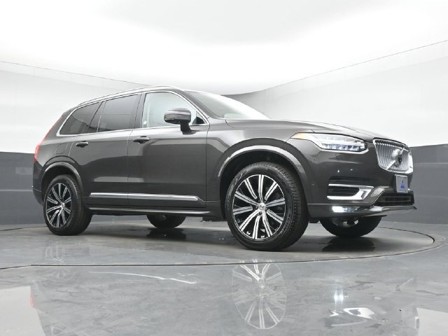 Used 2024 Volvo XC90 B5 Plus w/ Protection Package AWD/4WD image 35