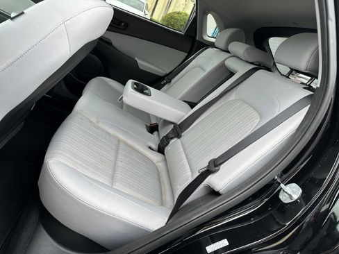 Used 2023 Hyundai Kona SEL image 23