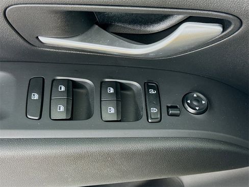 Used 2024 Hyundai Santa Cruz Night image 18