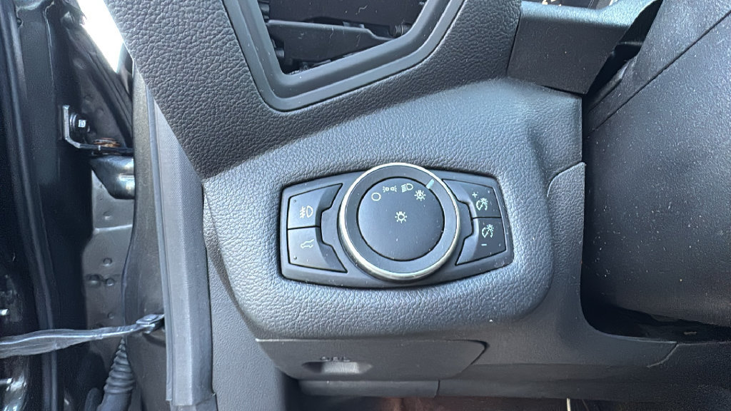 Used 2019 Ford Escape SEL AWD/4WD image 19