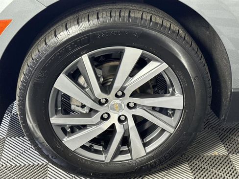 Used 2023 Chevrolet Equinox LT image 11