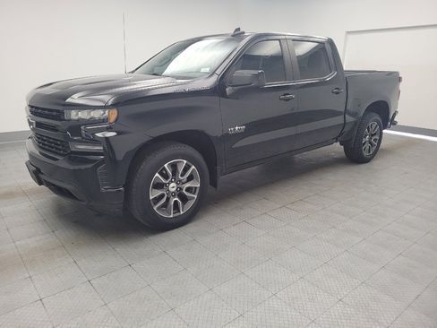 Used 2021 Chevrolet Silverado 1500 RST image 2