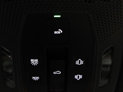 New 2026 Porsche Cayenne AWD/4WD image 33