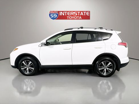 Used 2017 Toyota RAV4 XLE w/ Plus Special Value Package AWD/4WD image 4