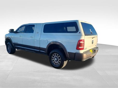 Used 2021 RAM 3500 Limited AWD/4WD image 3
