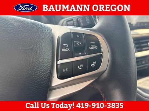 Used 2025 Ford Explorer Active AWD/4WD image 20