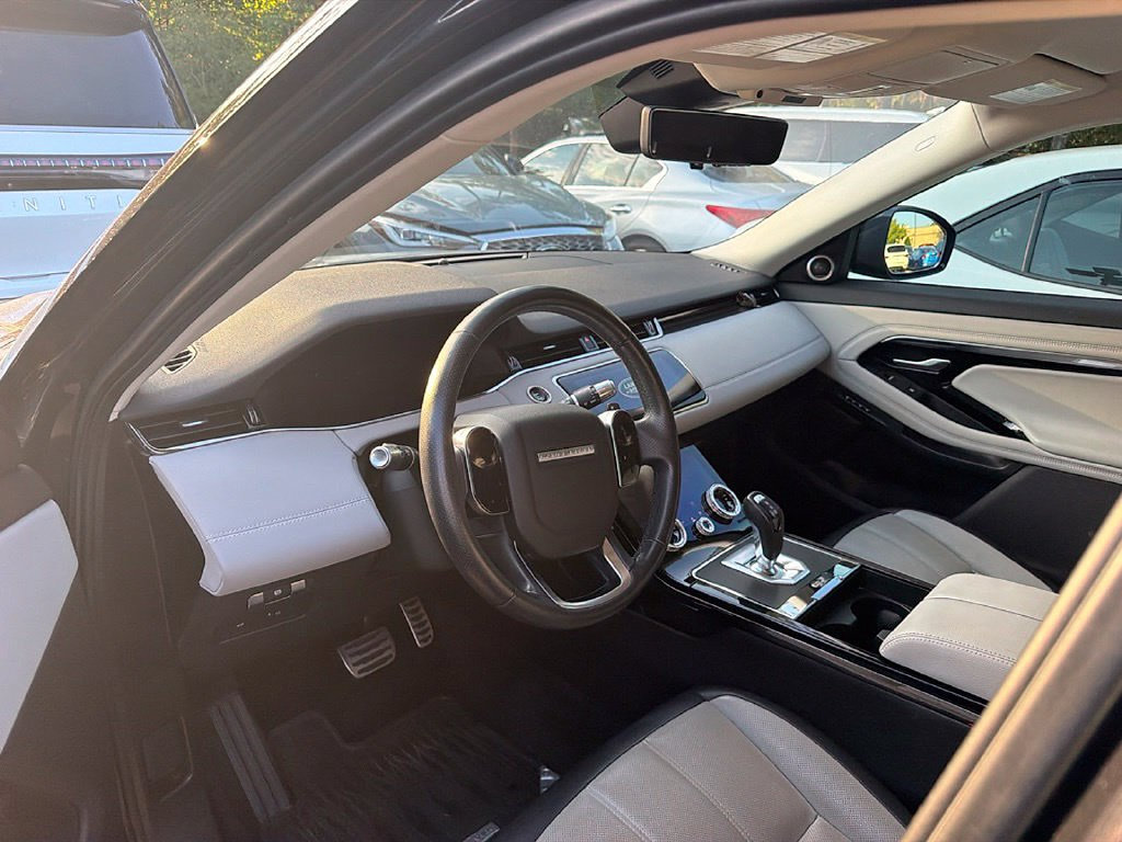Used 2020 Land Rover Range Rover Evoque R-Dynamic SE AWD/4WD image 9