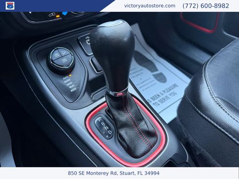 Used 2019 Jeep Compass Trailhawk w/ Cold Weather Group image 45