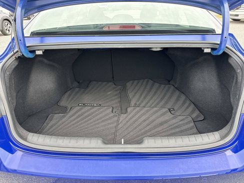 Certified 2021 Hyundai Elantra Limited FWD image 22