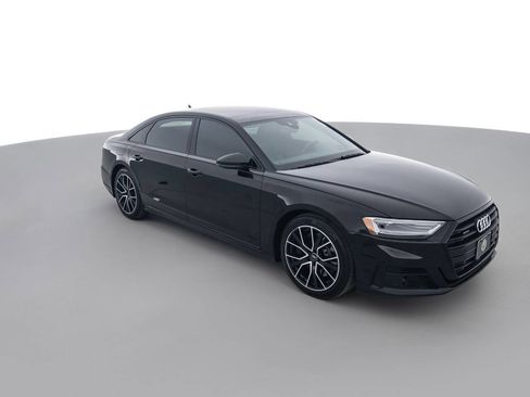 Used 2020 Audi A8 L 4.0T w/ Executive Package image 3