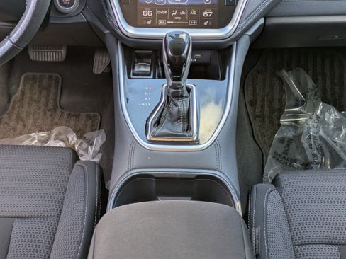 Certified 2021 Subaru Outback Premium image 21