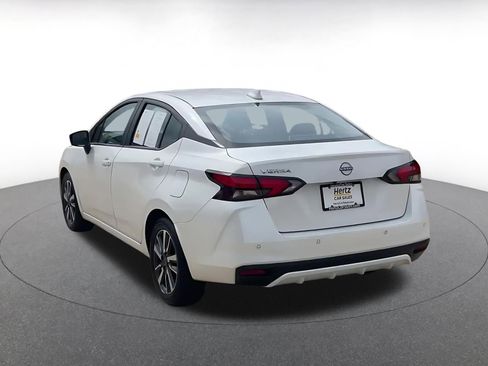 Used 2025 Nissan Versa SV image 11