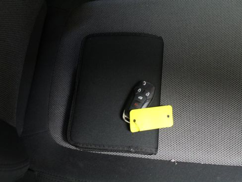 Used 2022 Ford Transit Connect XL image 20