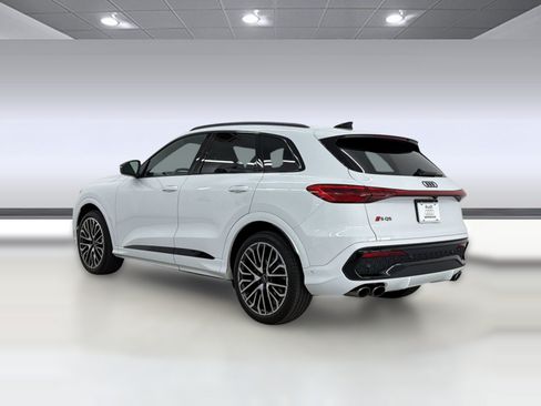 Certified 2025 Audi SQ5 Premium Plus w/ Premium Plus Package AWD/4WD image 3