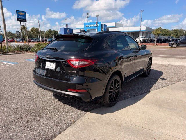 Used 2019 Maserati Levante S GranSport AWD/4WD image 4