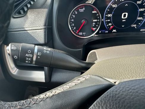 Used 2024 GMC Terrain Denali AWD/4WD image 32