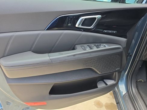New 2026 Kia Carnival SX Prestige FWD image 18