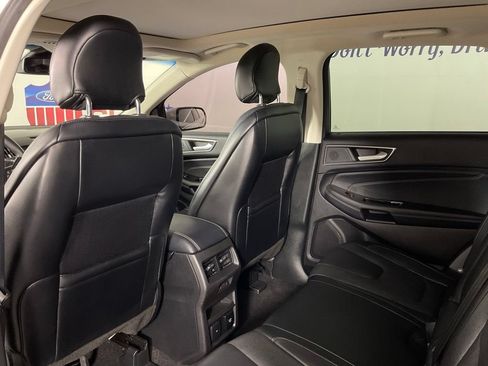 Certified 2019 Ford Edge Titanium w/ Equipment Group 301A FWD image 14