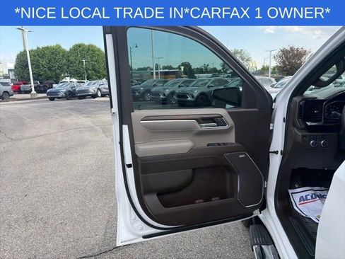 Used 2024 GMC Sierra 1500 SLT w/ SLT Premium Plus Package AWD/4WD image 25