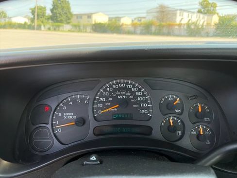 Used 2004 Chevrolet Silverado 1500 4x4 Regular Cab image 13