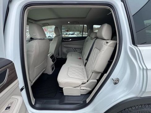 New 2026 Volkswagen Atlas SEL Premium R-Line AWD/4WD image 9