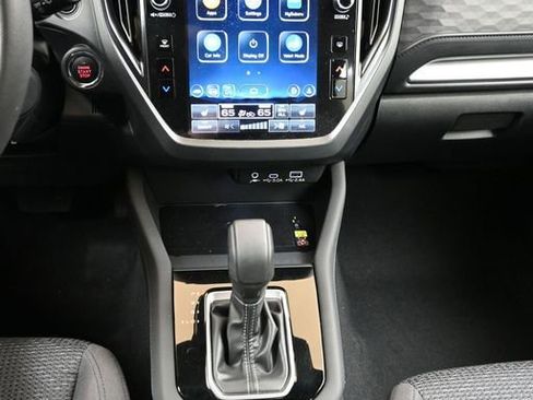 Certified 2025 Subaru Forester Premium AWD/4WD image 29