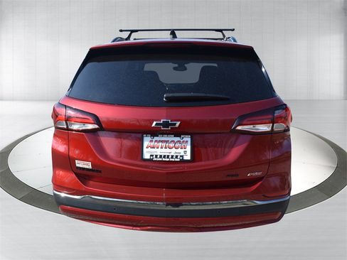 Used 2022 Chevrolet Equinox RS w/ Infotainment Package image 7