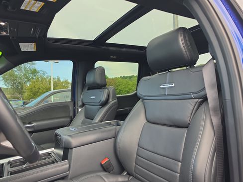 Used 2026 Ford F250 Platinum w/ Tremor Off-Road Package AWD/4WD image 13