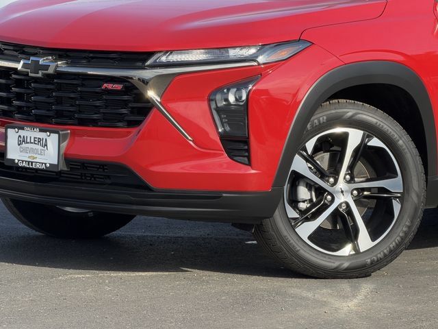 New 2026 Chevrolet Trax RS w/ Sunroof Package FWD image 8