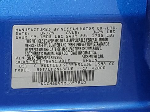 Used 2024 Nissan Versa SV FWD image 33