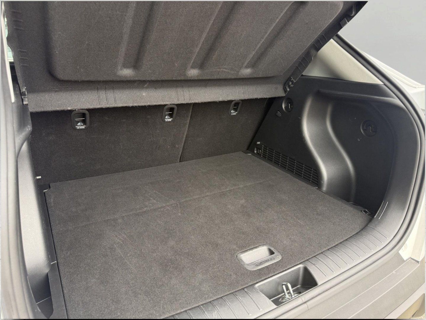 Used 2025 Hyundai Kona SEL AWD/4WD image 17