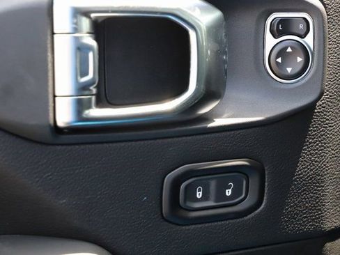 New 2025 Jeep Gladiator Rubicon w/ Safety Group image 20