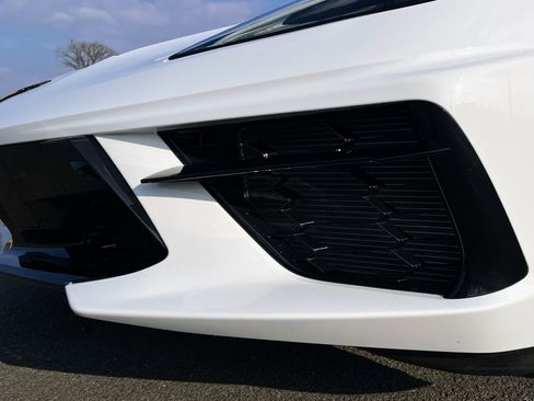 Used 2025 Chevrolet Corvette Stingray Premium Cpe w/ Z51 Performance Package image 9