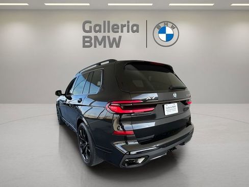 Certified 2024 BMW X7 xDrive40i w/ M Sport Package image 9