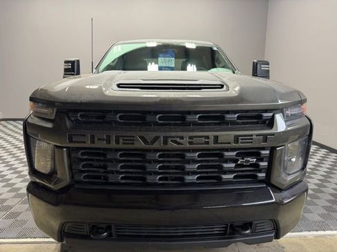 Used 2022 Chevrolet Silverado 2500 Custom w/ Custom Convenience Package image 4