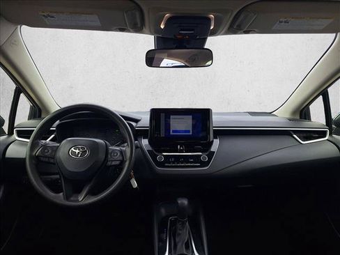 Used 2024 Toyota Corolla LE FWD image 15