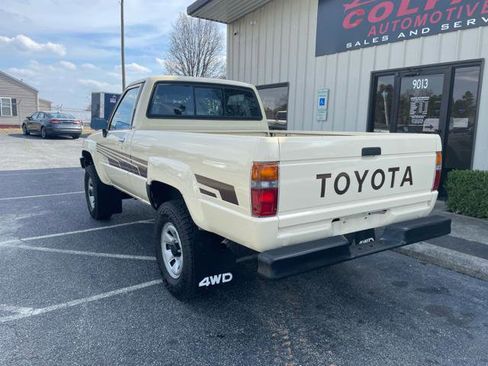 Used 1987 Toyota Pickup 4x4 Regular Cab image 8
