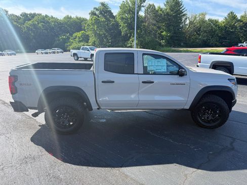 New 2026 Chevrolet Colorado Trail Boss AWD/4WD image 6