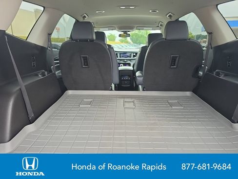 Used 2020 Buick Enclave Essence FWD image 14