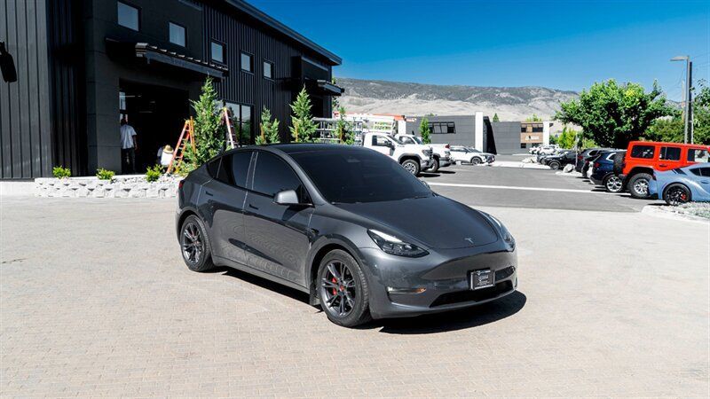 Used 2022 Tesla Model Y Performance AWD/4WD image 7
