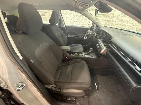 New 2027 Hyundai Kona SE FWD image 12