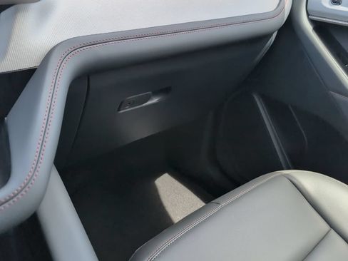New 2026 Ford Explorer Active w/ Active Comfort Package RWD image 24