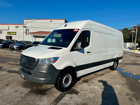 Used 2022 Mercedes-Benz Sprinter 2500 image 1