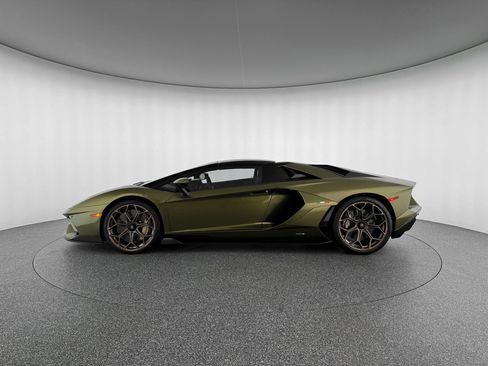 Used 2022 Lamborghini Aventador LP 780-4 Ultimae image 2
