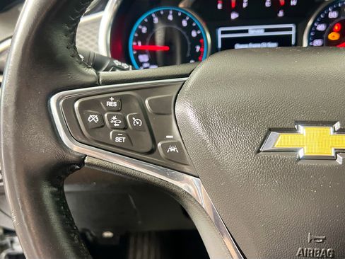 Used 2017 Chevrolet Malibu LT w/ Driver Confidence Package image 18