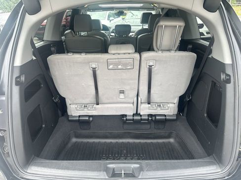 Used 2021 Honda Odyssey EX-L image 18