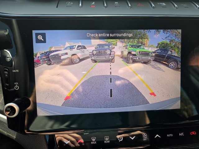 New 2026 Jeep Grand Cherokee Altitude RWD image 23