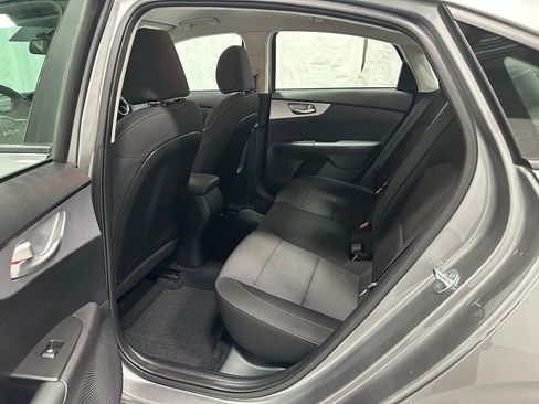 Used 2024 Kia Forte LXS image 37