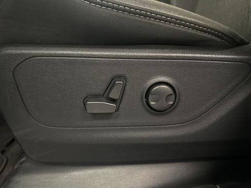 Used 2022 RAM 1500 Big Horn image 35