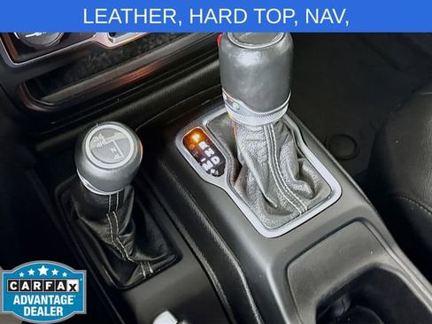 Used 2020 Jeep Gladiator Overland AWD/4WD image 17